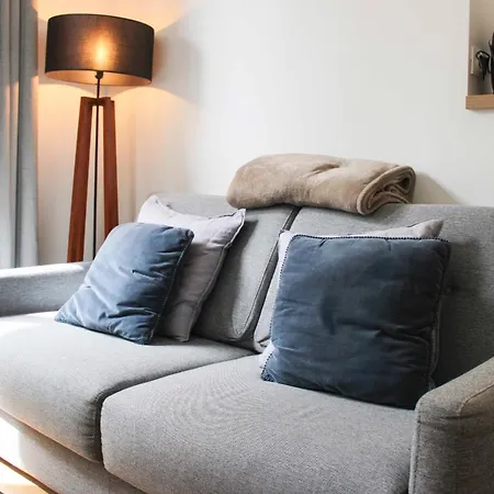 Bright With Montmartre View - 38m *