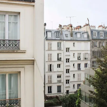 Bright With Montmartre View - 38m Appartamento Parigi